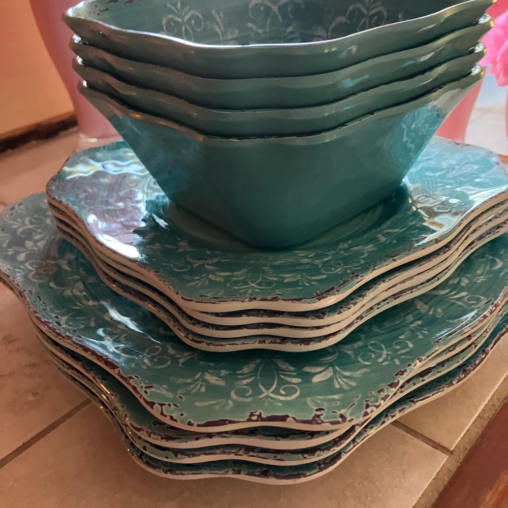 Elegant Teal Melamine Dinnerware Set